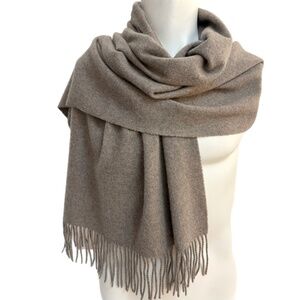 United Arrows 100% Cashmere Wrap 🇯🇵– Taupe Grey Fringe Shawl – 22" × 64"